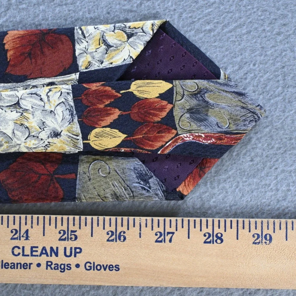 Marc Andrew Mens Vintage Patchwork Leaf Silk Necktie OS Black Multicolor